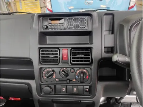Nissan Clipper Truck
