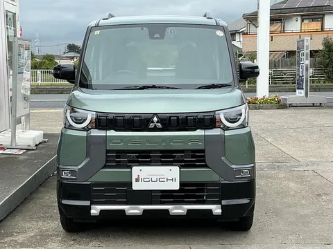 Mitsubishi Delica Mini