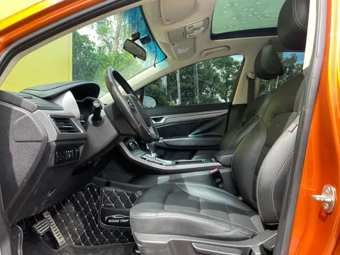 Geely Emgrand GS