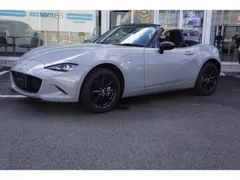 Mazda MX-5 (Roadster)