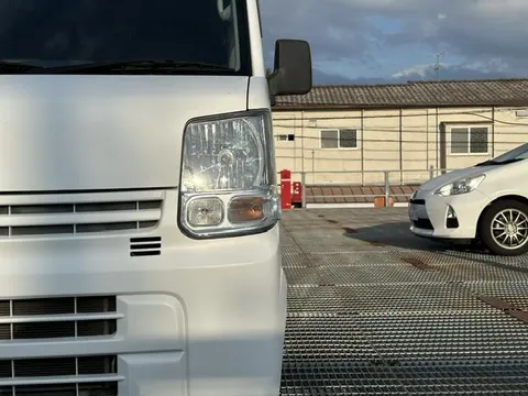 Nissan Clipper