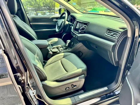 Jeep Grand Commander
