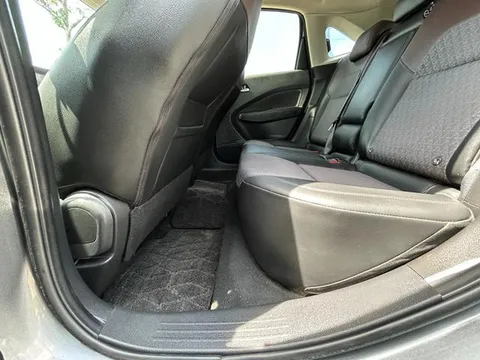 Nissan Note Aura