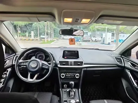 Mazda Mazda 3