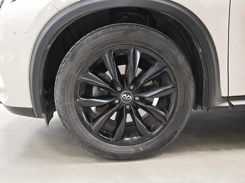 Infiniti QX50