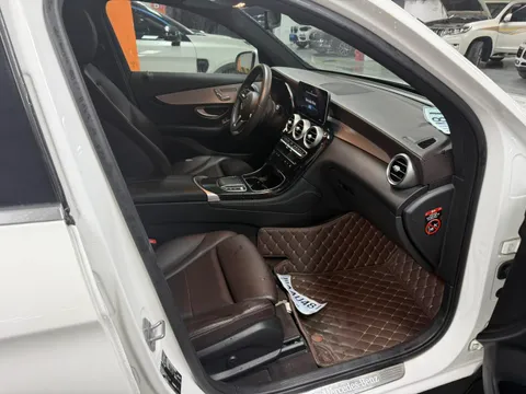Mercedes-Benz Mercedes-Benz GLC