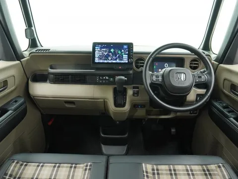 Honda N-BOX Joy