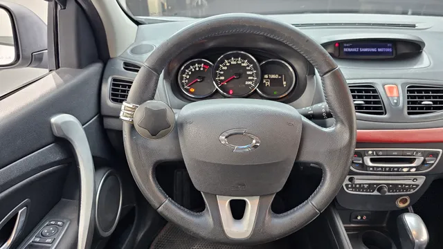 Renault SM3