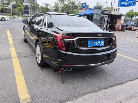 Cadillac CT6