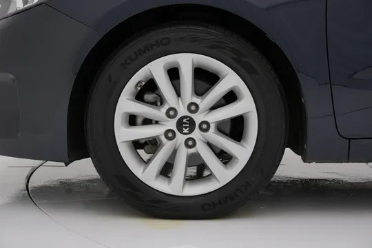 Kia Cerato (K3)
