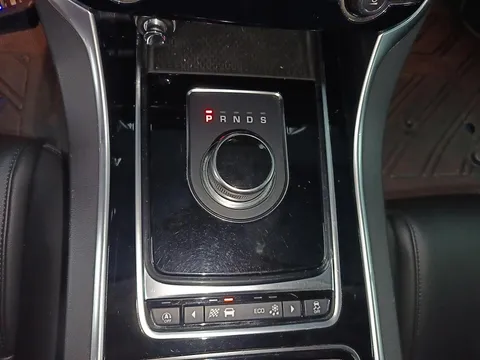Jaguar XEL