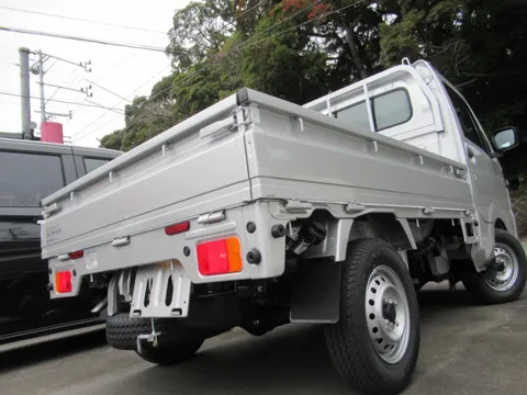 Nissan Clipper Truck