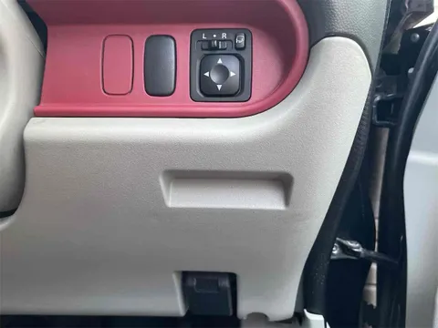 Mitsubishi I