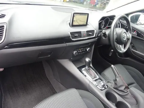 Mazda Axela Sport