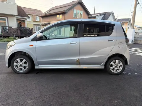 Daihatsu Mira Custom