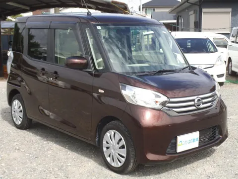 Nissan Dayz Roox