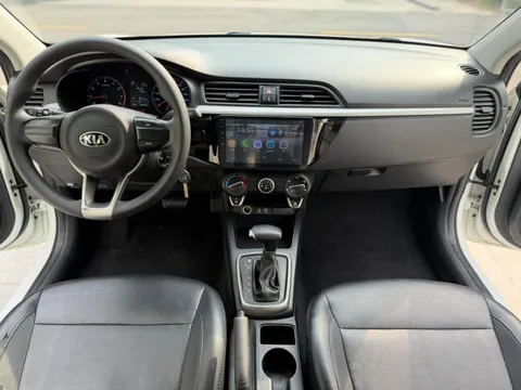 Kia K2