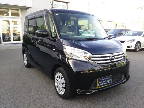 Nissan Dayz Roox