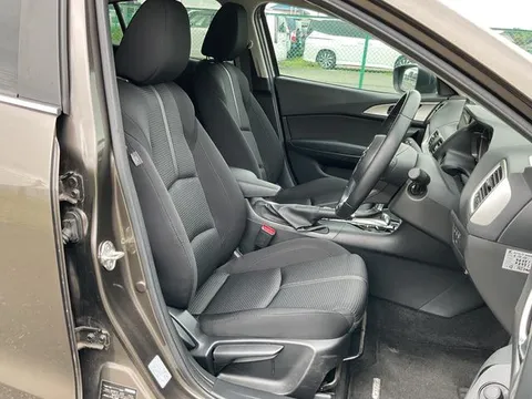 Mazda Axela Sport