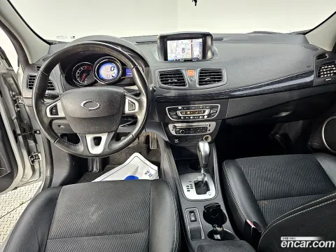 Renault SM3