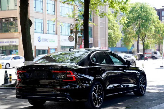 Volvo S60