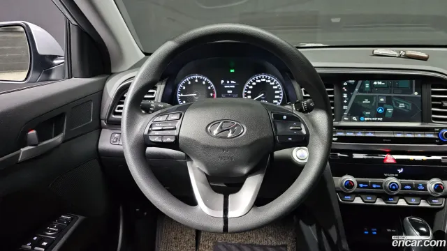 Hyundai Elantra (Avante)