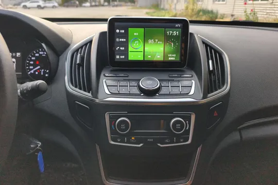 Dongfeng AX5
