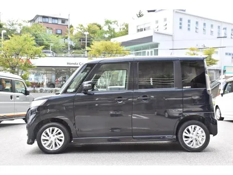 Suzuki Spacia Custom Z