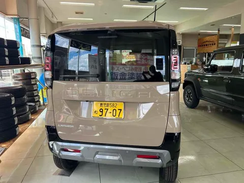 Mitsubishi Delica Mini