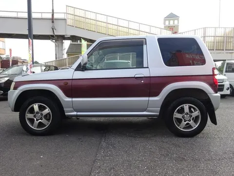 Mitsubishi Pajero Mini