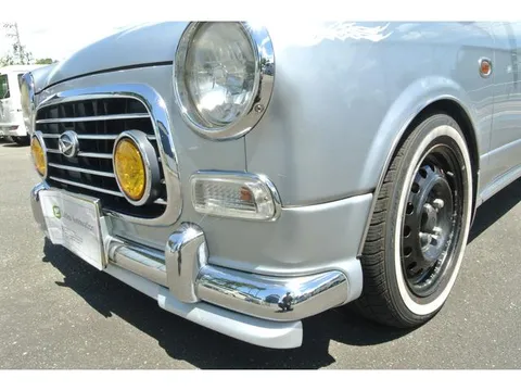 Daihatsu Mira Gino