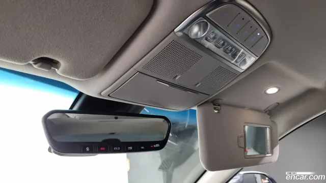 Genesis G90 (EQ900)