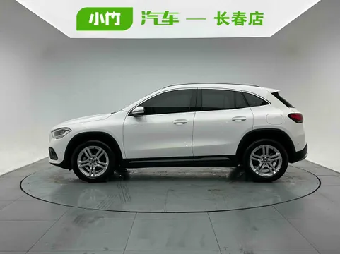 Mercedes-Benz Mercedes-Benz GLA