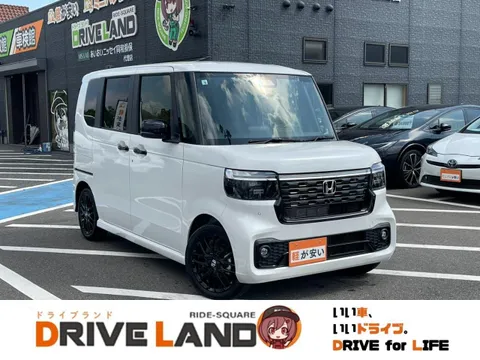 Honda N-BOX Custom