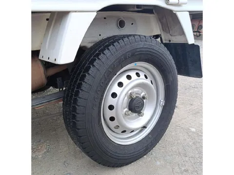 Mazda Scrum Truck