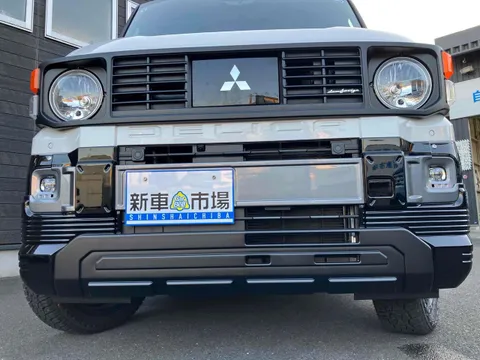 Mitsubishi Delica Mini
