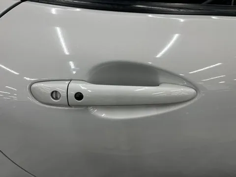Mazda MX-5 (Roadster)