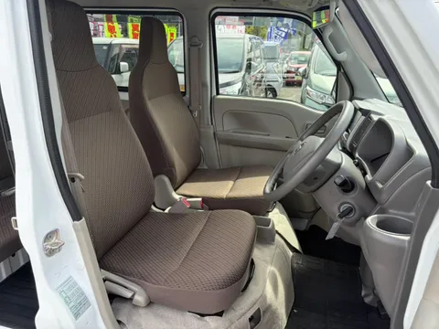 Nissan Clipper
