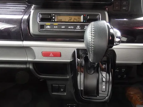 Suzuki Spacia Custom