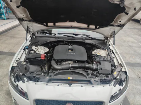 Jaguar XFL