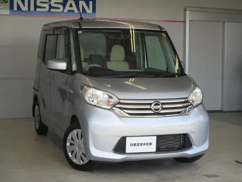 Nissan Dayz Roox