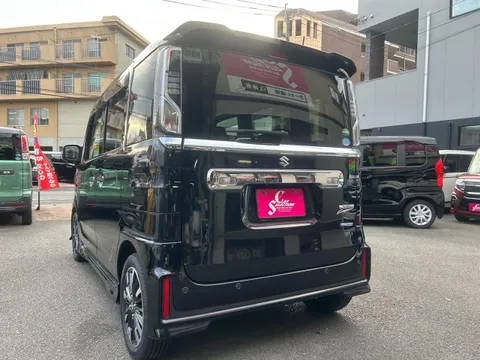 Suzuki Spacia Custom