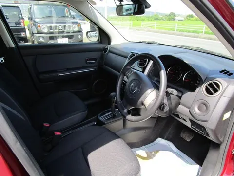 Mazda Verisa