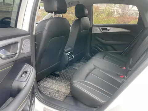 Roewe i6