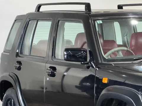 Nissan Rasheen