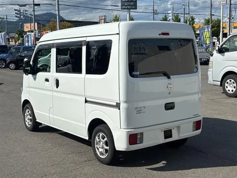 Nissan Clipper