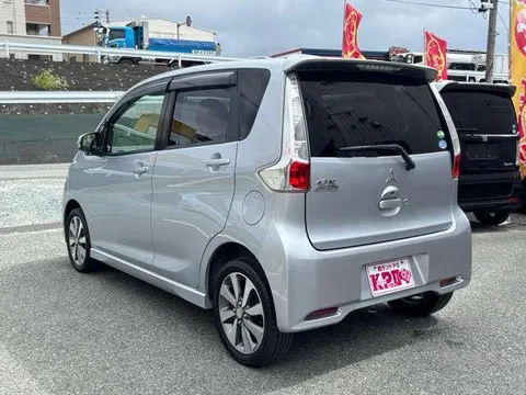 Mitsubishi eK Custom