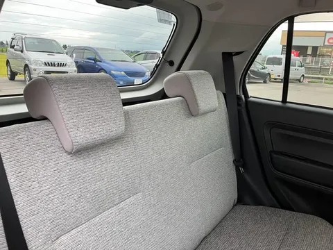 Daihatsu Mira Tocot