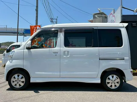 Daihatsu Atrai Wagon