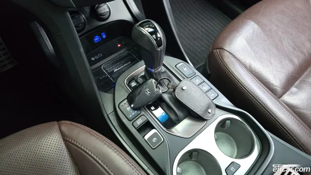 Hyundai Grand Santa Fe (Maxcruz)